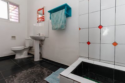 Fotografía 17 de Casa Violeta Limón en Valparaiso, Valparaiso