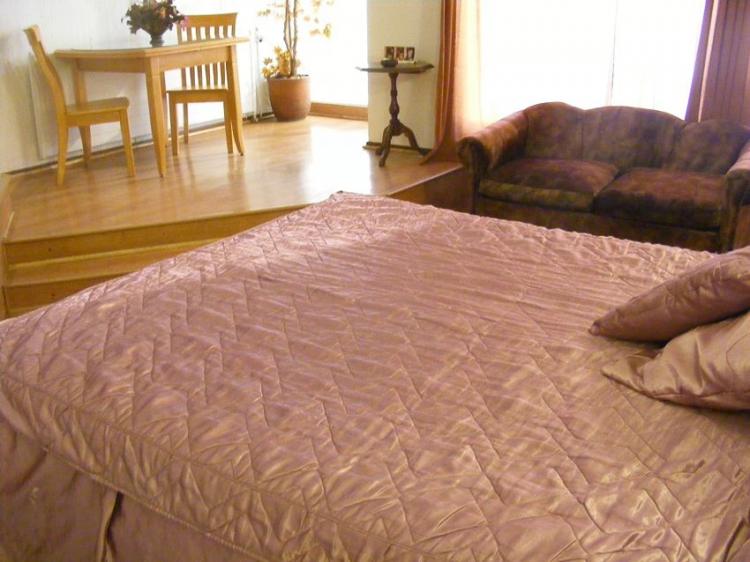 Fotografía 3 de Motel La Casa Blanca en Santiago, Metropolitana