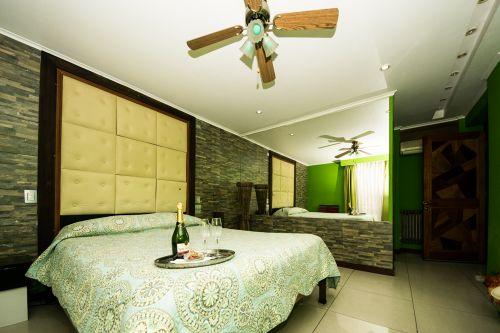 Fotografía 13 de Hotel Guayaquil en Santiago, Metropolitana