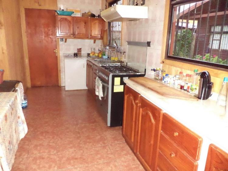 Fotografía 2 de Hostal EmaLafquen en Pucon, Araucania